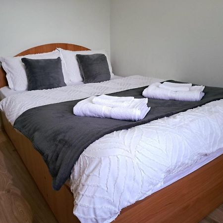 Aviliz Apartament Buşteni Екстериор снимка